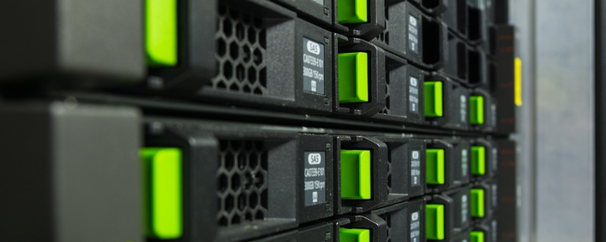 Servicios de web hosting y cloud computing